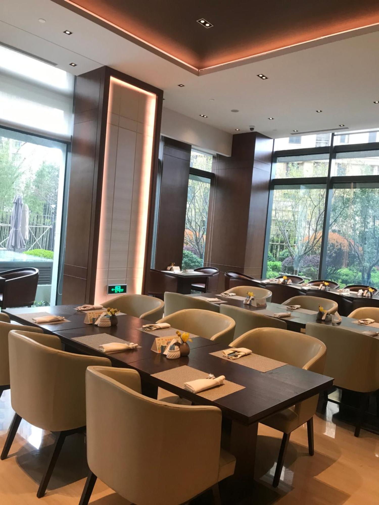 Lujiazui Supreme Tower Hotel 4*