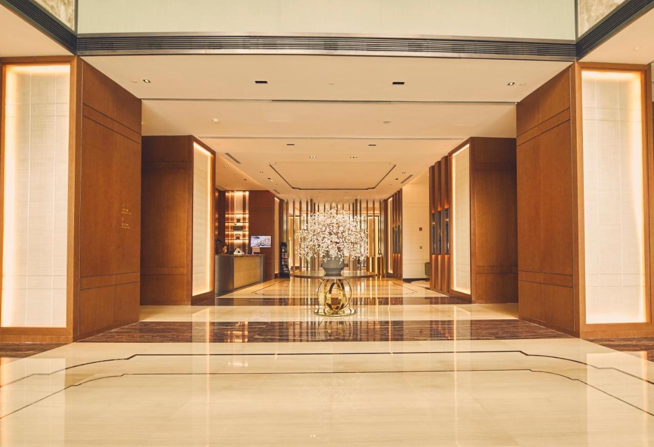 Lujiazui Supreme Tower Hotel 4*